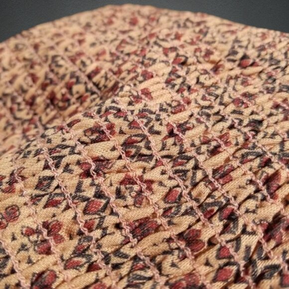 Willow & Root Buckle Rustic Floral Smocked Blouse Rustic Winter Elegance - Picture 7 of 9